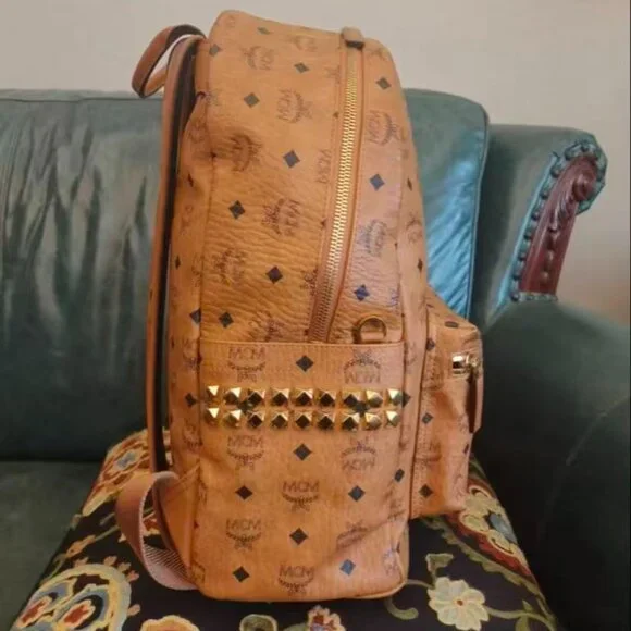 MCM stark visetos backpack - Picture 3 of 8